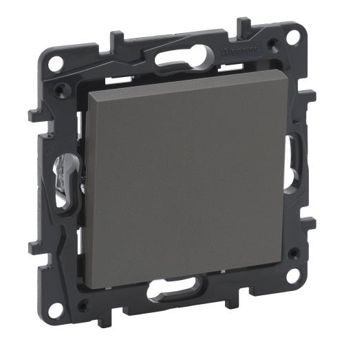 NILOE STEP Вимикач кнопковий одноклавішний 6А автоматичні клеми колір Сталь